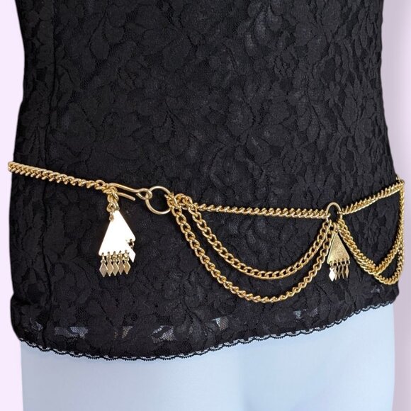 (2/$20) V. Gold Tone Dangling Chain Belt - Picture 2 of 5